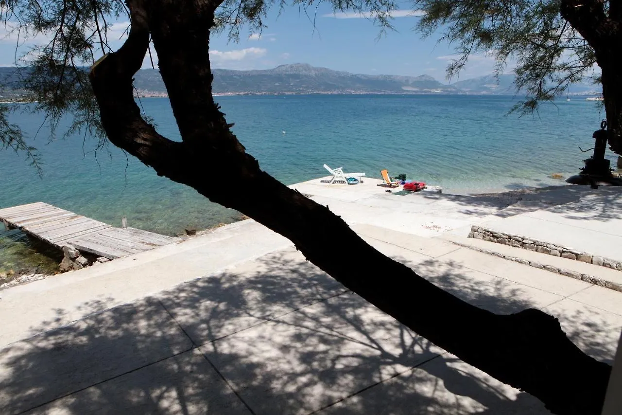 Apartments Lucija Arbanija 0*,  Croatia