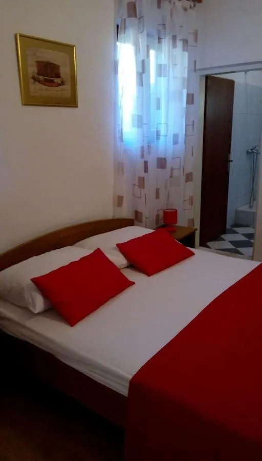 Apartments Lucija Arbanija Chorvatsko